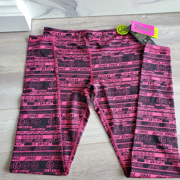 🌟Brand New🌟 pink Zumba leggings - Picture 2 of 2